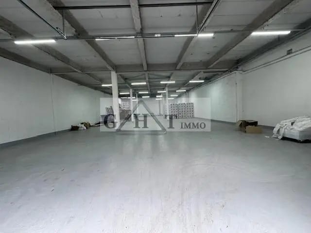 Plus de détails pour Industriel/Logistique à louer