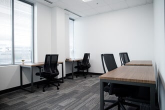 5825 University Research Ct, College Park, MD à louer Photo intérieure– Image 1 sur 1