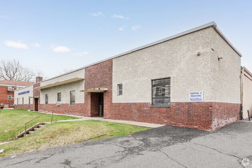 111 Essex St & 142 Kansas St portefeuille de 2 biens à vendre sur LoopNet.fr - Photo de l’immeuble – Image 2 sur 2
