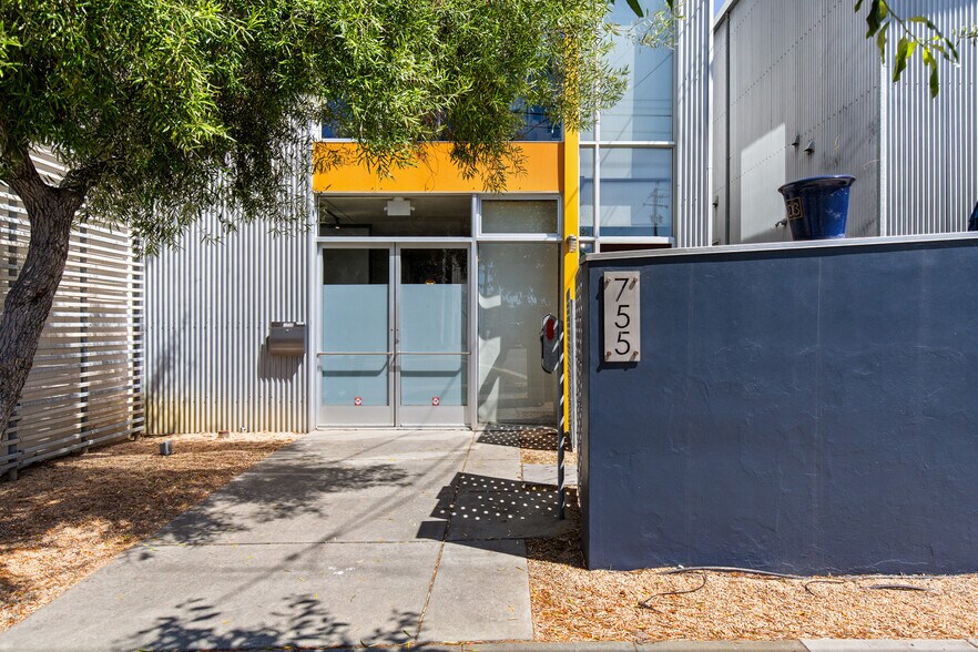 755-757 Folger Ave, Berkeley, CA à vendre - Photo de l’immeuble – Image 3 sur 50