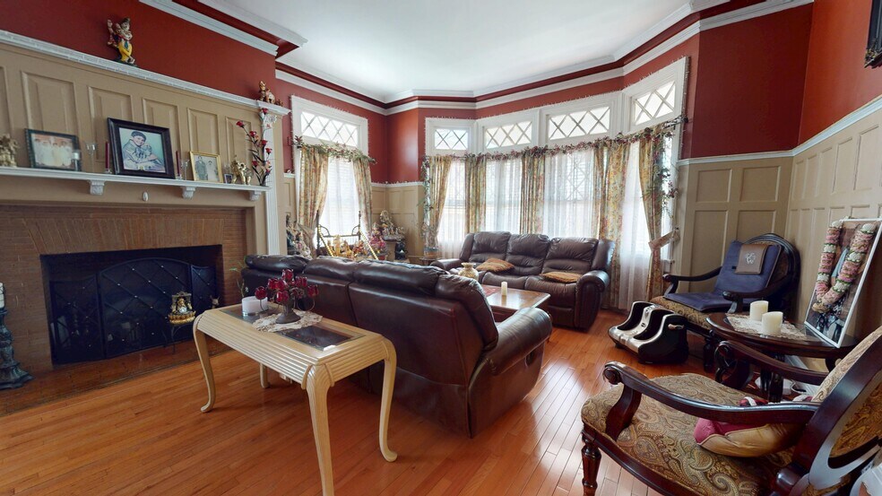 3108 Healy Ave, Far Rockaway, NY à vendre - Photo de l’immeuble – Image 3 sur 35