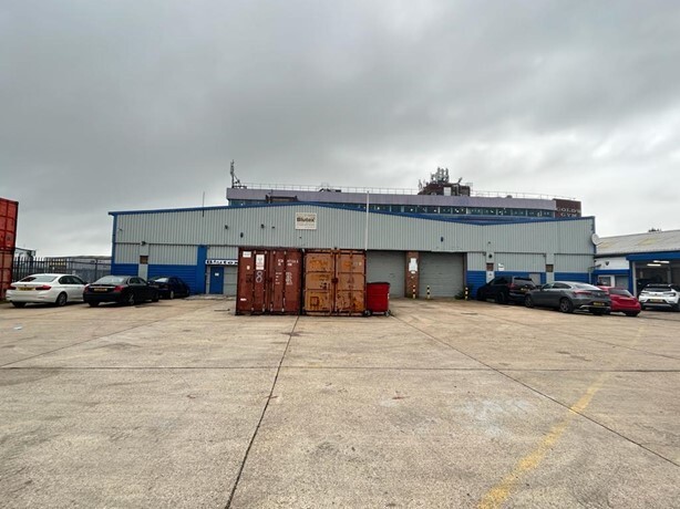 Rainham Rd S, Dagenham à louer - Photo principale – Image 1 sur 4