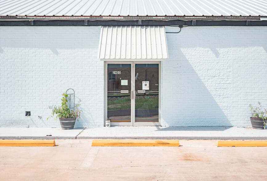 2403 Washington Road, Waller, TX à louer - Photo de l’immeuble – Image 3 sur 19