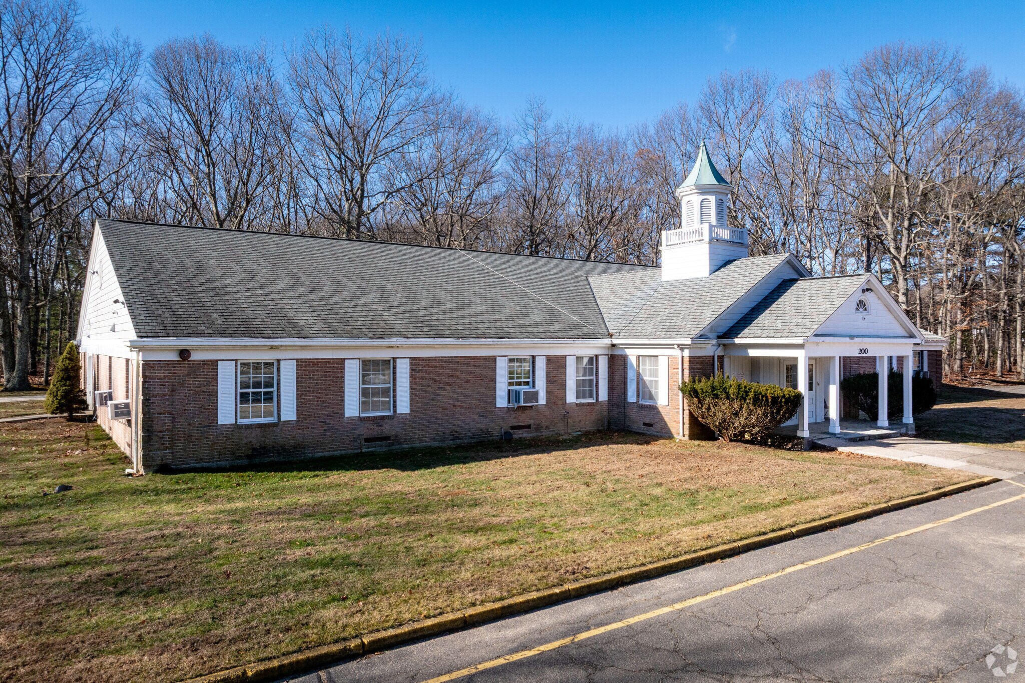 200 Nicolls Rd, Stony Brook, NY à vendre Photo principale– Image 1 sur 7