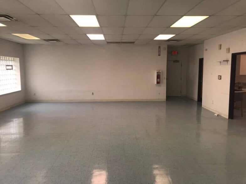 18440 John R St, Detroit, MI à vendre - Photo intérieure – Image 2 sur 19