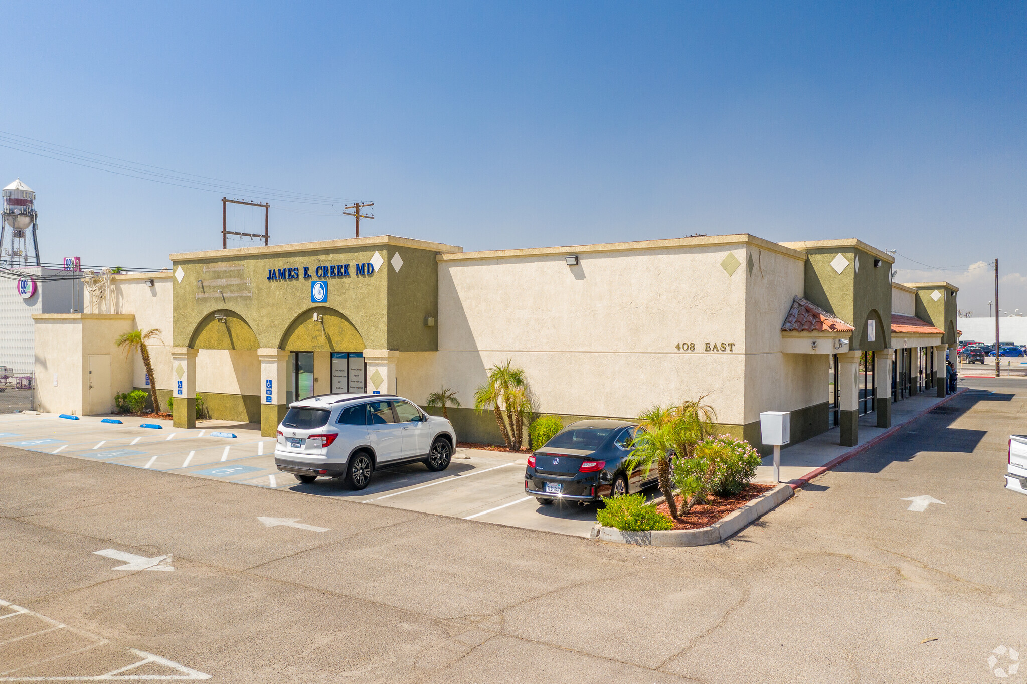 408 E 3rd St, Calexico, CA à louer Photo principale– Image 1 sur 6