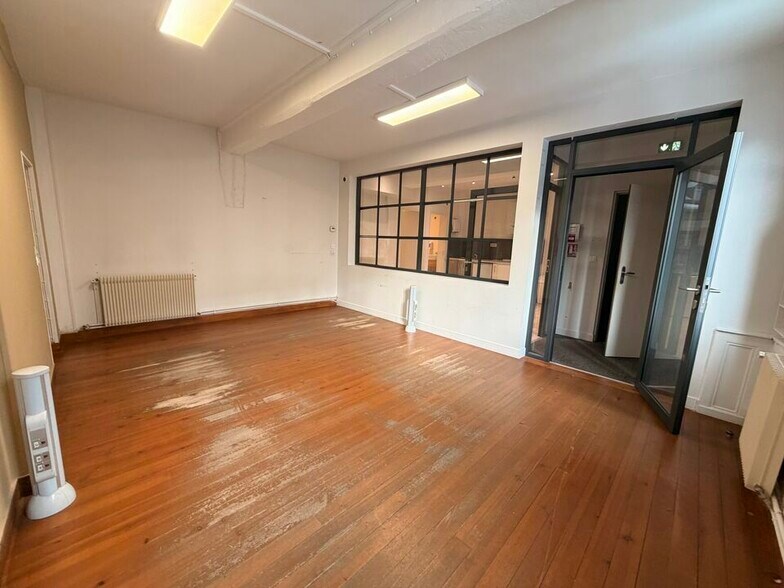 Bureau dans Rouen à vendre - Photo intérieure – Image 2 sur 15