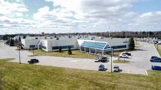 Plus de détails pour 2500 Centerpoint Pky, Pontiac, MI - Local d'activités à louer