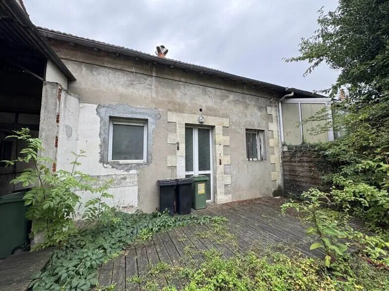 Bureau dans Bordeaux à vendre - Photo de l’immeuble – Image 2 sur 7