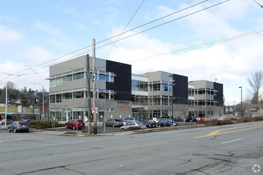 1900 Rainier Ave S, Seattle, WA à vendre - Photo de l’immeuble – Image 1 sur 3