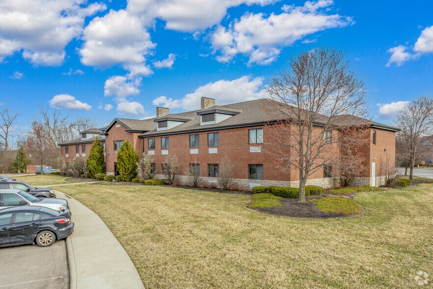 8354 Princeton Glendale Rd, West Chester, OH à louer - Photo de l’immeuble – Image 1 sur 4