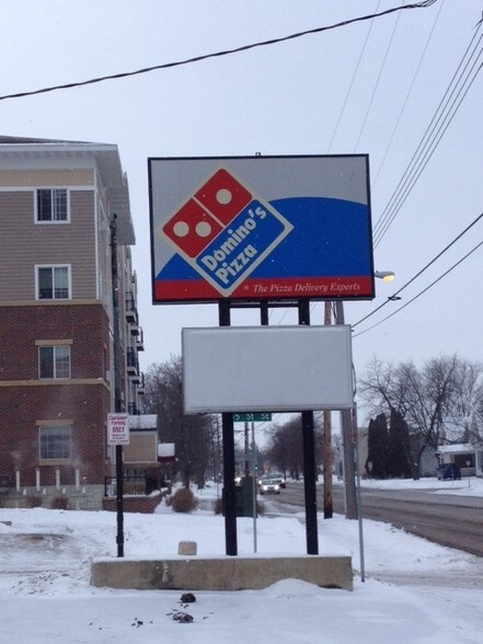 438 3rd Ave SE, Rochester, MN à louer - Photo de l’enseigne sur pylône – Image 2 sur 2