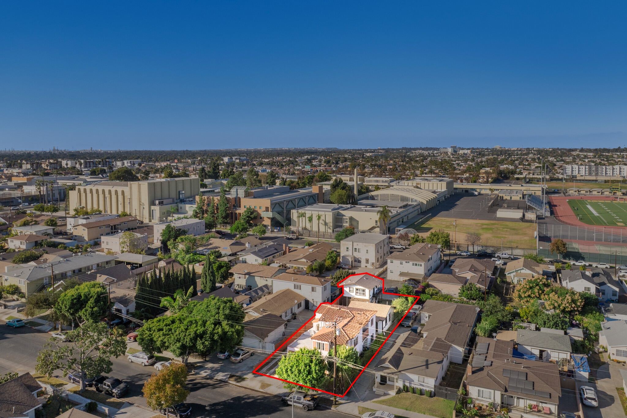 817 E New York St, Long Beach, CA à vendre Photo principale– Image 1 sur 47