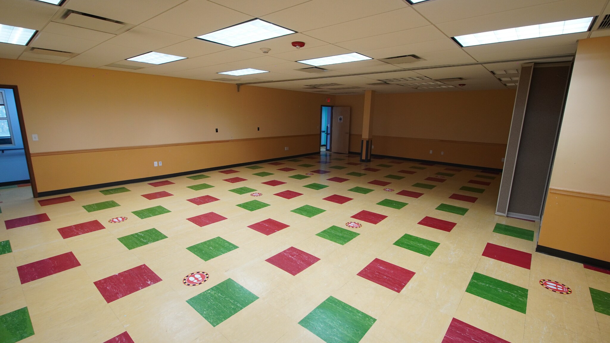 1 Michael Ave, Farmingdale, NY à louer Photo intérieure– Image 1 sur 1