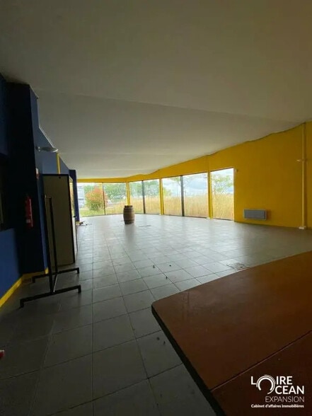 Local d'activités dans Nantes à vendre - Photo de l’immeuble – Image 2 sur 6
