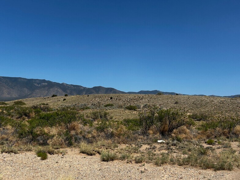 North Rio Del Oro Loop, Los Lunas, NM à vendre - Autre – Image 3 sur 30