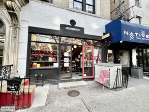 164 Huron St, Brooklyn, NY à louer Photo intérieure– Image 2 sur 9