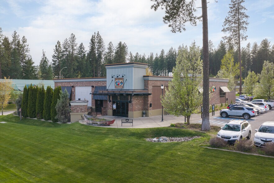 405 W Canfield Ave, Coeur d'Alene, ID à vendre - Photo de l’immeuble – Image 2 sur 11