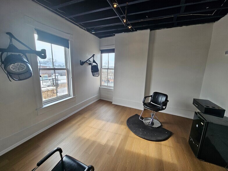 439-451 S Broad St, Trenton, NJ à louer - Photo intérieure – Image 3 sur 34