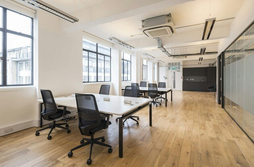 11-15 Emerald St, Londres à louer - Photo de l’immeuble – Image 3 sur 53