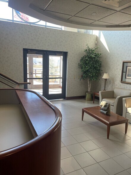 14601 Hwy 41 N, Evansville, IN à louer - Photo intérieure – Image 2 sur 8