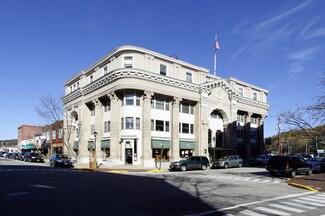 Plus de détails pour 25 Hartford St, Rumford, ME - Local commercial à louer