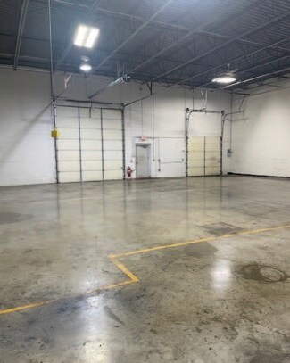 Plus de détails pour 6300-6320 Eastwood Ct, Mequon, WI - Industriel/Logistique à louer