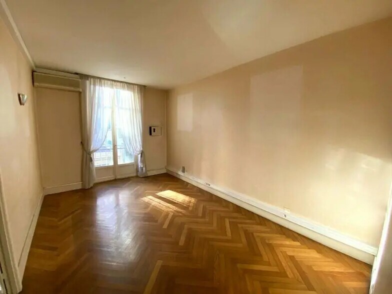 Bureau dans Nice à louer - Photo intérieure – Image 1 sur 7