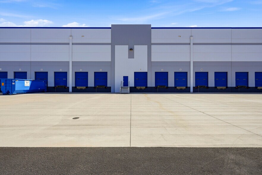 475 E Buckeye Rd, Phoenix, AZ à louer - Photo de l’immeuble – Image 2 sur 3