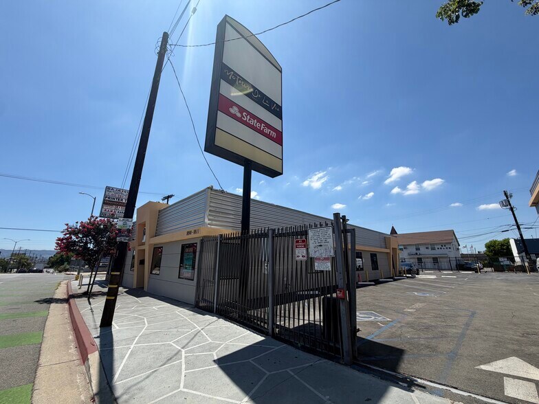 8805-8811 Reseda Blvd, Northridge, CA à louer - Photo de l’immeuble – Image 3 sur 6
