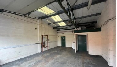 Tyn Llidiart Industrial Estate, Corwen à louer Photo intérieure– Image 2 sur 2
