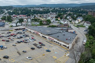 Plus de détails pour Rte 119 @ York Ave, Connellsville, PA - Local commercial à louer