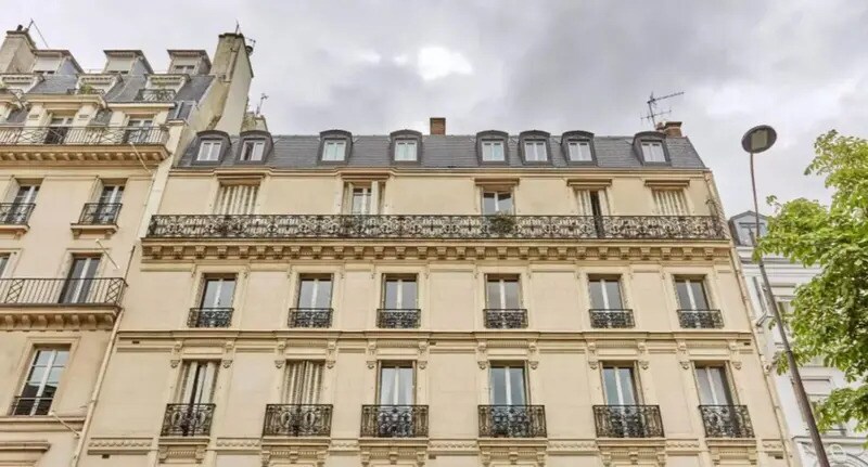 Avenue Matignon, Paris à louer - Photo de l’immeuble – Image 2 sur 9