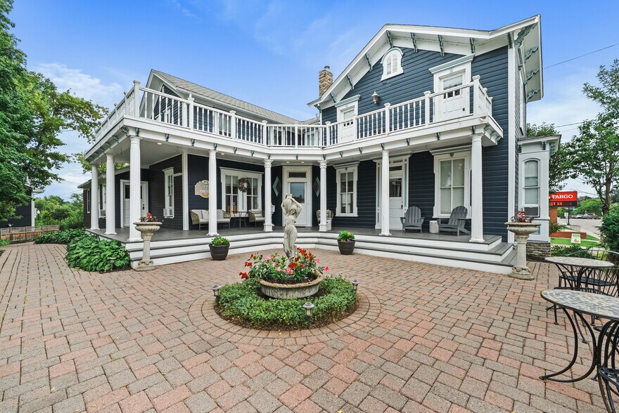 371 Water St, Excelsior, MN à vendre - Photo de l’immeuble – Image 3 sur 37