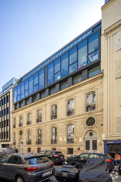 15-17 Rue De Bucarest, Paris à louer - Photo principale – Image 1 sur 7