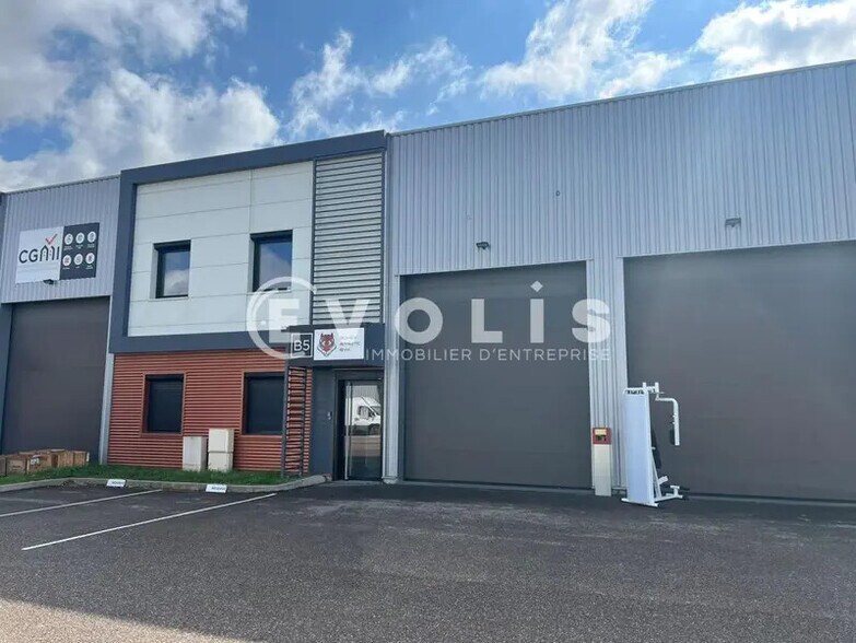 155 Route De Grenoble, Saint-Priest à louer - Photo de l’immeuble – Image 3 sur 13