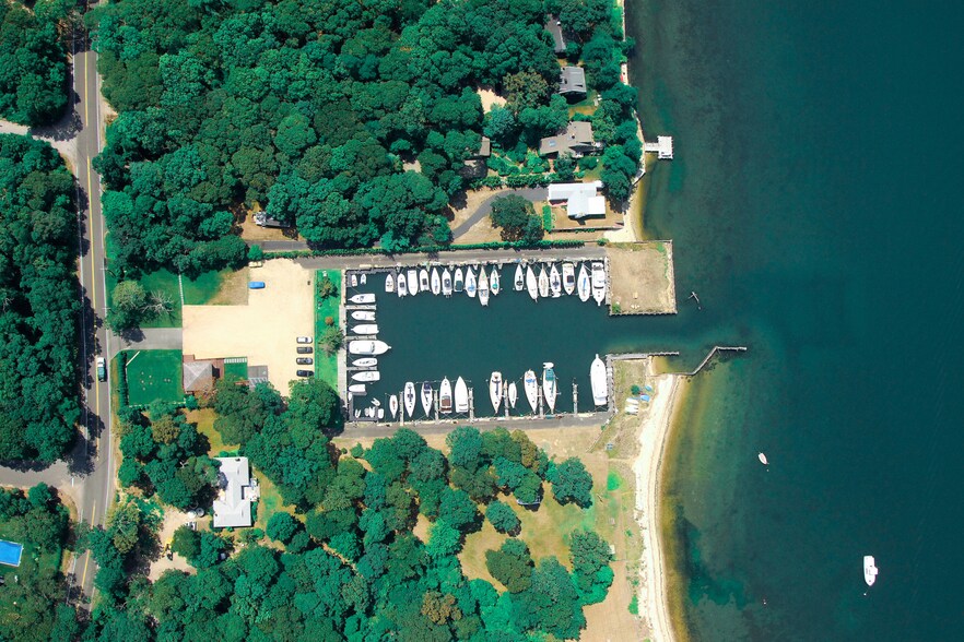 219 Three Mile Harbor HC Rd, East Hampton, NY à louer - Aérien – Image 3 sur 13