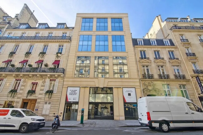 Plus de détails pour 33 Rue François Ier, Paris - Bureau à louer