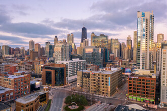 320 W Ohio St, Chicago, IL - VUE AÉRIENNE  vue de carte - Image1