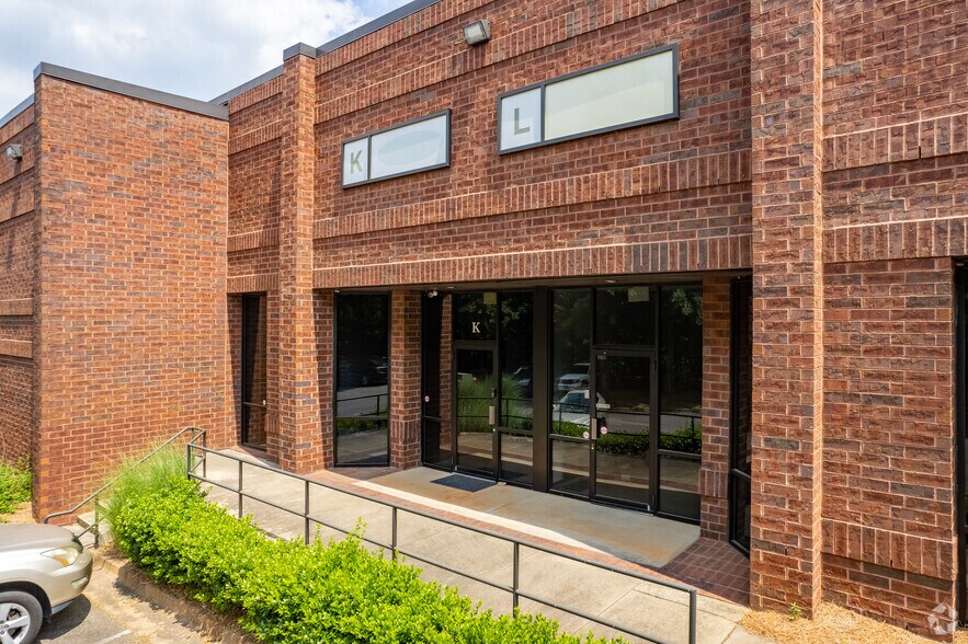 450 Satellite Blvd NE, Suwanee, GA à louer - Photo de l’immeuble – Image 3 sur 5