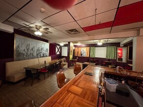 534 W Ridge Rd, Rochester, NY à louer Photo intérieure– Image 1 sur 7