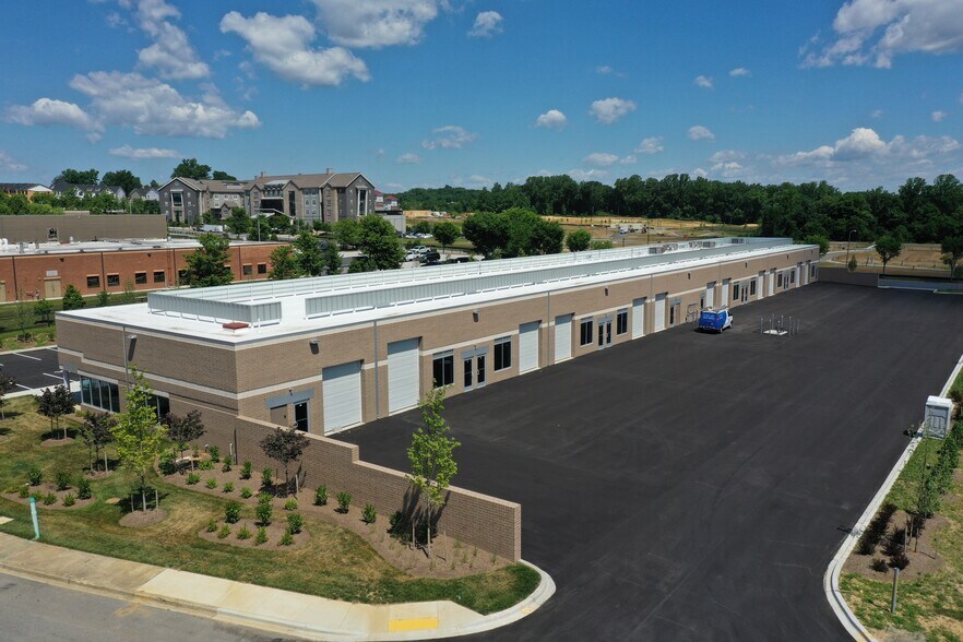 16901 Melford Blvd, Bowie, MD à louer - Photo de l’immeuble – Image 3 sur 39
