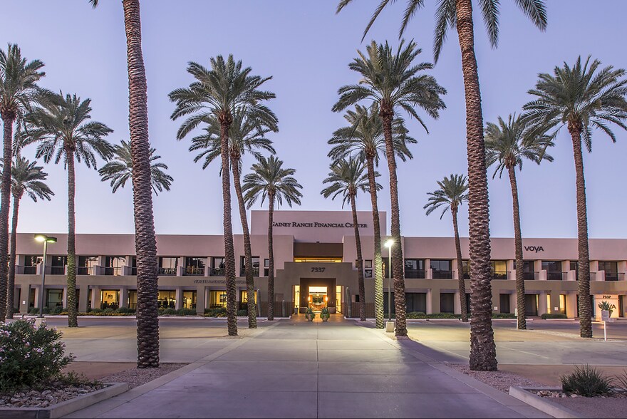 7337 E Doubletree Ranch Rd, Scottsdale, AZ à louer - Photo principale – Image 1 sur 7