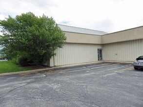 2246 Industrial Dr, Highland, IN à louer Photo intérieure– Image 2 sur 4