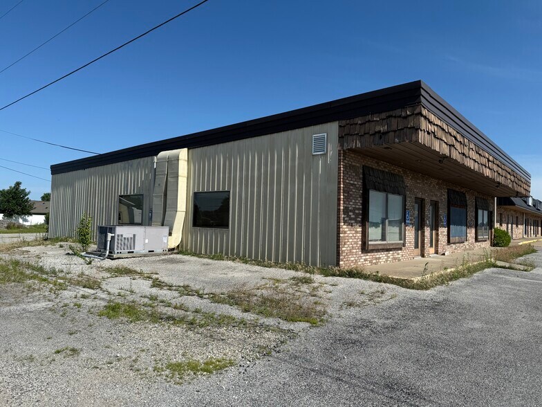 1601 N Market St, Sparta, IL à vendre - Photo de l’immeuble – Image 2 sur 13