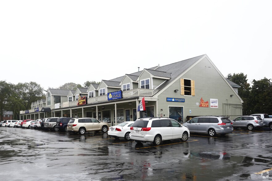 391 E Central St, Franklin, MA à louer - Photo de l’immeuble – Image 2 sur 5