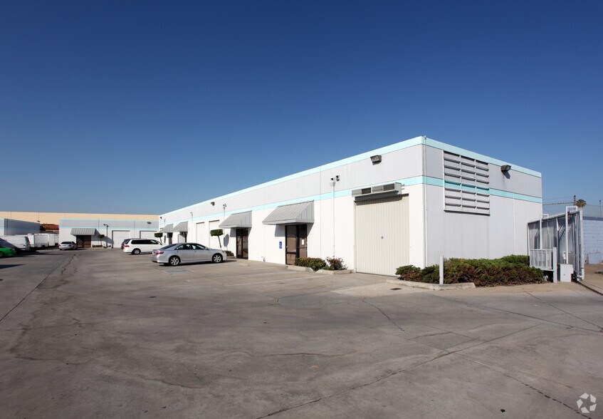 10699 Hickson St, El Monte, CA à louer - Photo de l’immeuble – Image 1 sur 8
