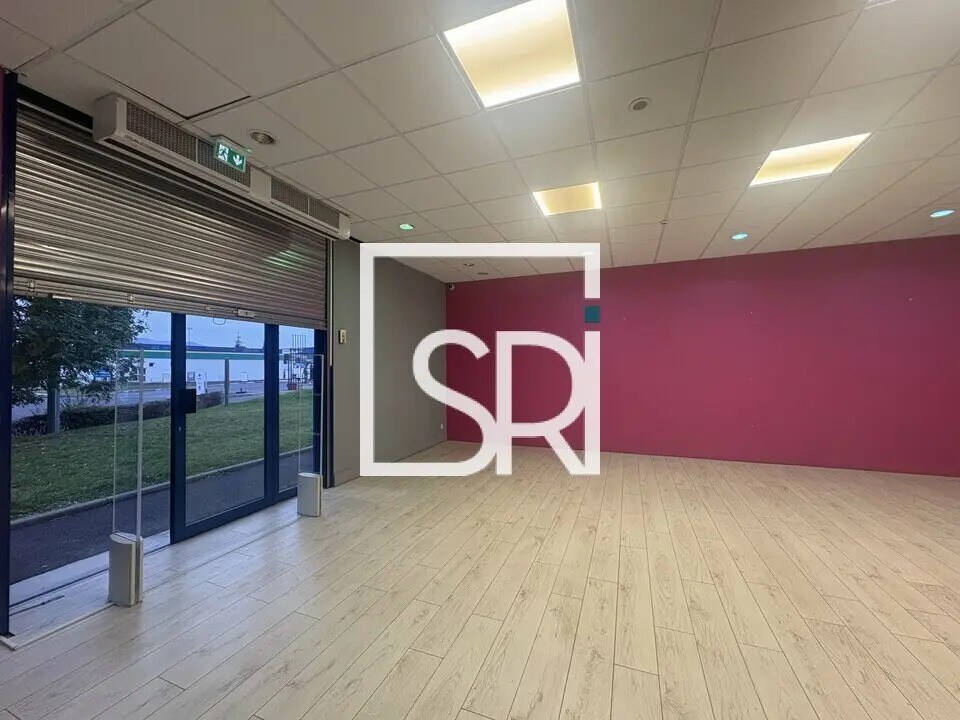 Local commercial dans Lempdes à louer Photo intérieure– Image 1 sur 11