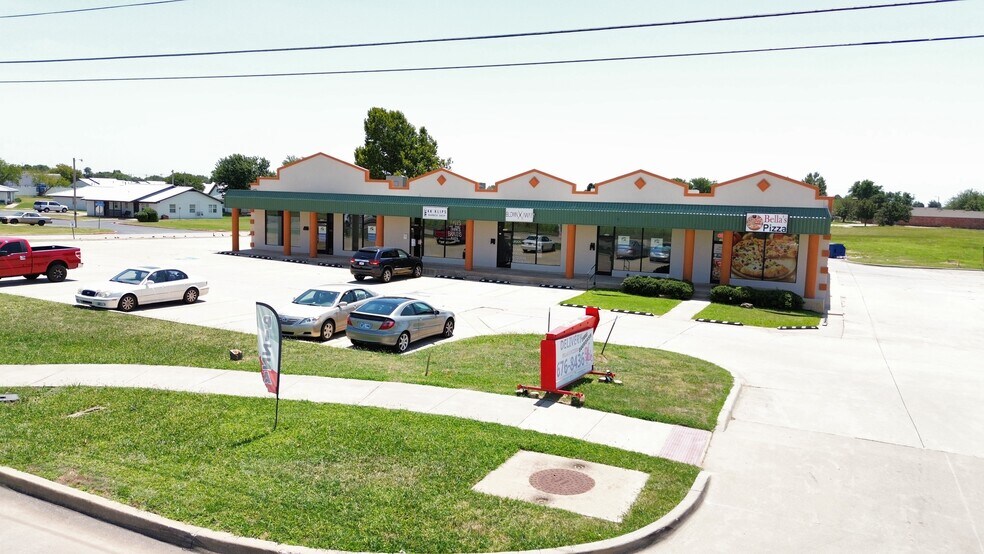 1200-1210 NW 12th St, Moore, OK à louer - Photo de l’immeuble – Image 3 sur 5