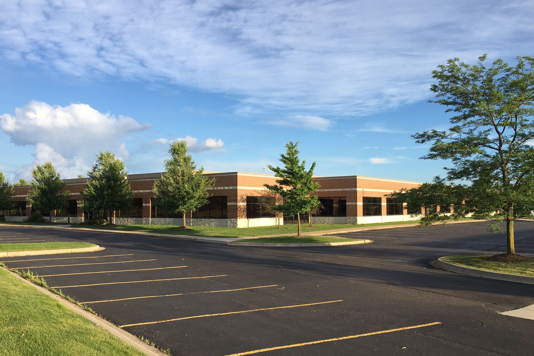 48679 Alpha Dr, Wixom, MI à vendre Photo principale– Image 1 sur 7